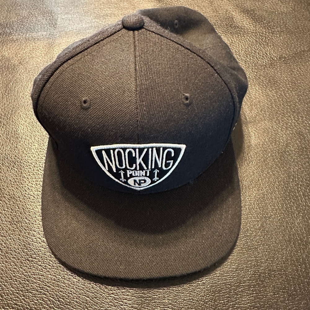 Nocking Point Black Cap
